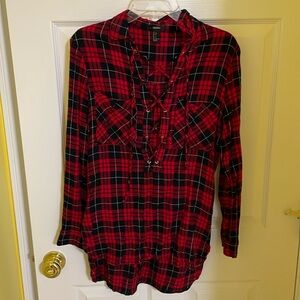 FOREVER 21 RED & BLACK PLAID TIE STRING FRONT